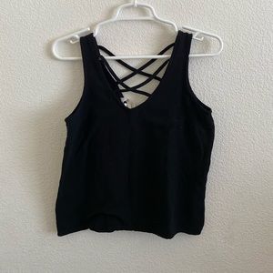 Criss cross Black top